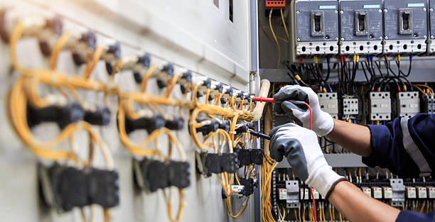 Professional Electrician technician working in La Quinta, CA